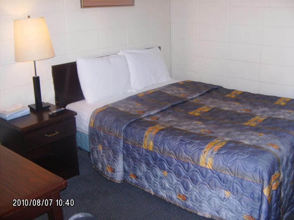 Queensway Court Motel Prince George Dış mekan fotoğraf