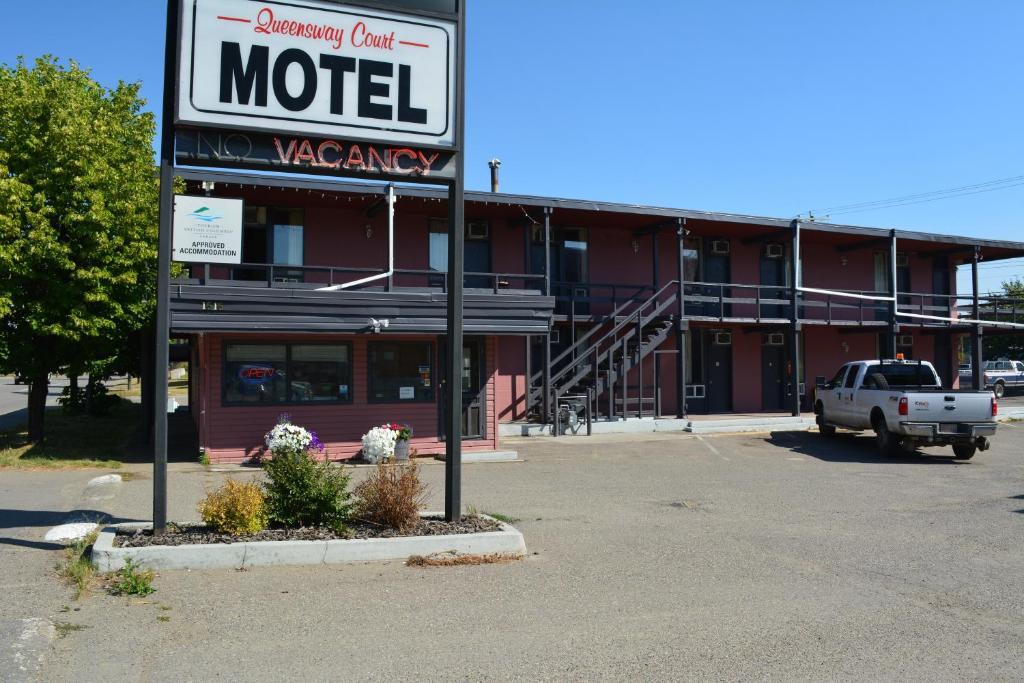 Queensway Court Motel Prince George Dış mekan fotoğraf