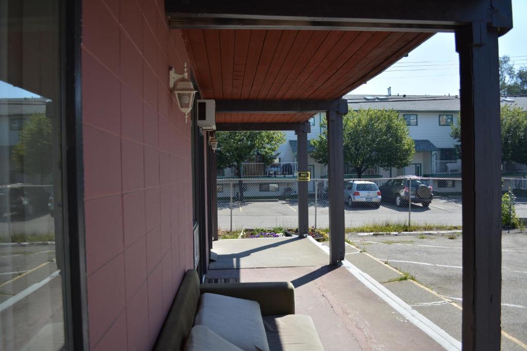 Queensway Court Motel Prince George Dış mekan fotoğraf